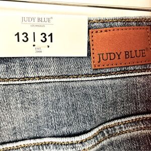 Judy Blue’s High Waisted Jeans, relaxed fit, intentionally worn look.